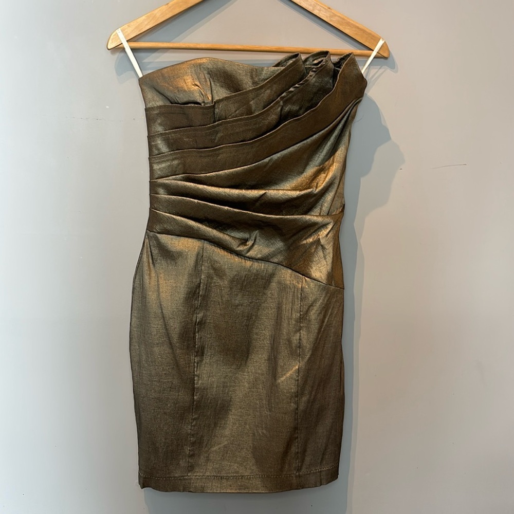 Jessica McClintock Strapless Pleated Stretchy Gold Dress - Picture 2 of 7